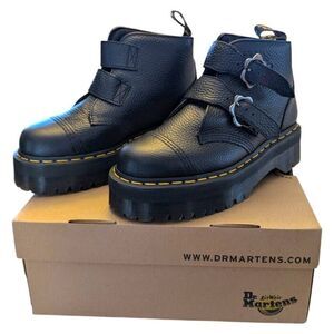 Dr. Martens Devon Flower Buckle Leather‎ Platform Boots Women's Size 8 NWB Black